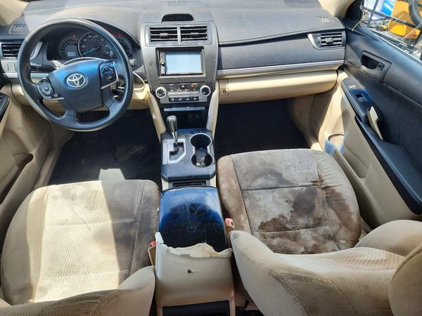 2012 TOYOTA CAMRY
