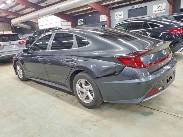 2022 HYUNDAI SONATA SE