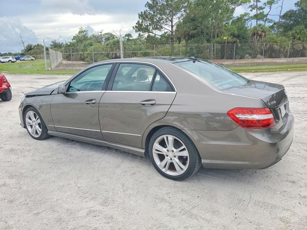 2013 MERCEDES-BENZ E