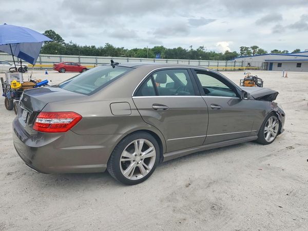 2013 MERCEDES-BENZ E