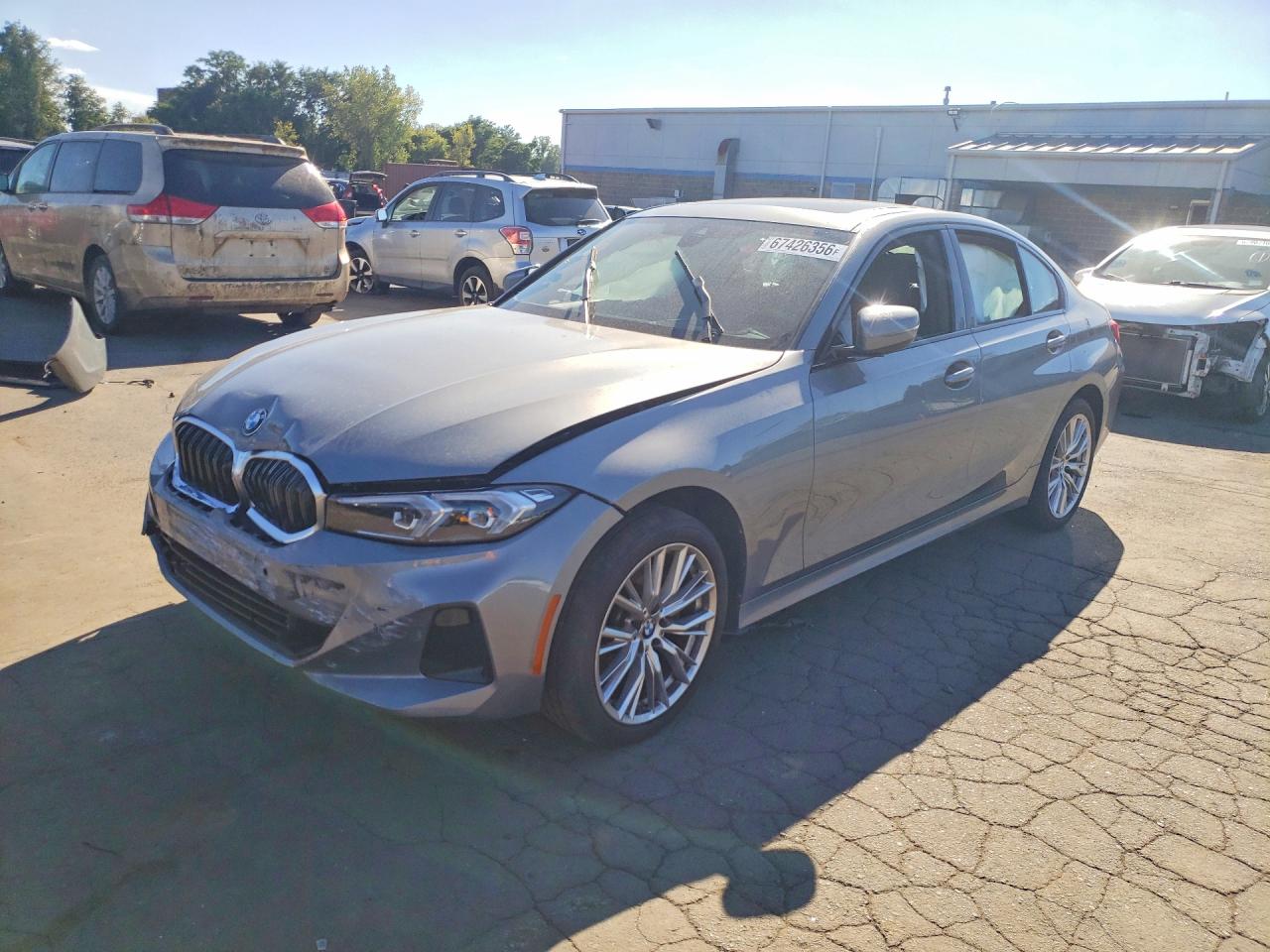2023 BMW 3 SERIES xDrive — Front 3/4