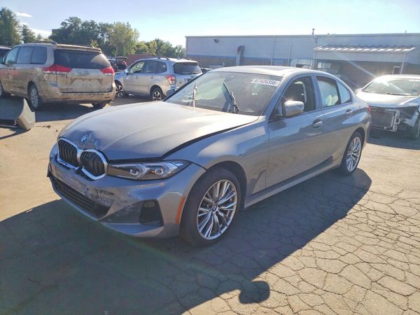 2023 BMW 3 SERIES xDrive — Front 3/4
