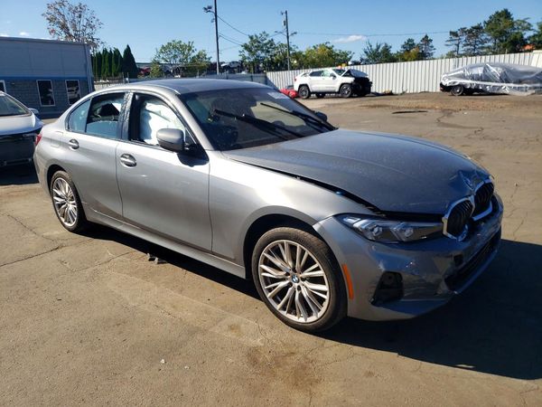 2023 BMW 3 SERIES xDrive — Passenger 3/4