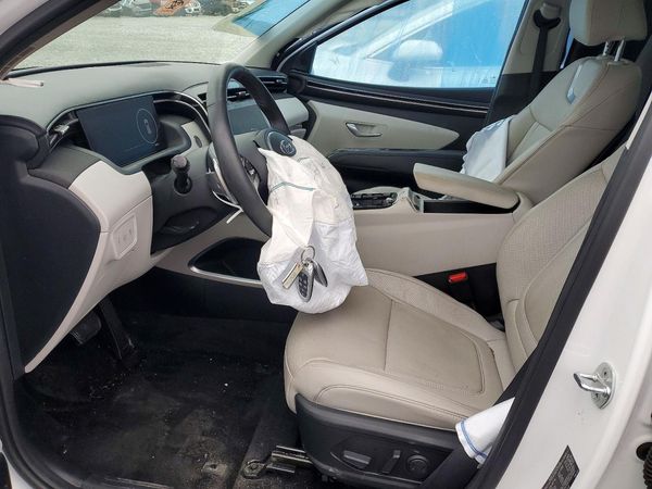 2022 HYUNDAI TUCSON Limited — DENT