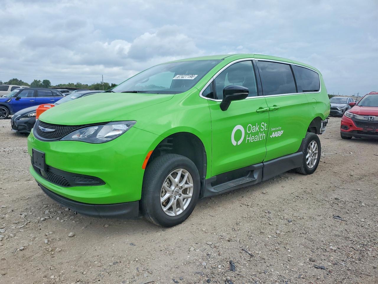 2025 CHRYSLER VOYAGER