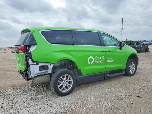 2025 CHRYSLER VOYAGER