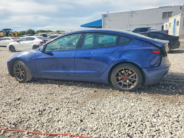 2021 TESLA MODEL 3
