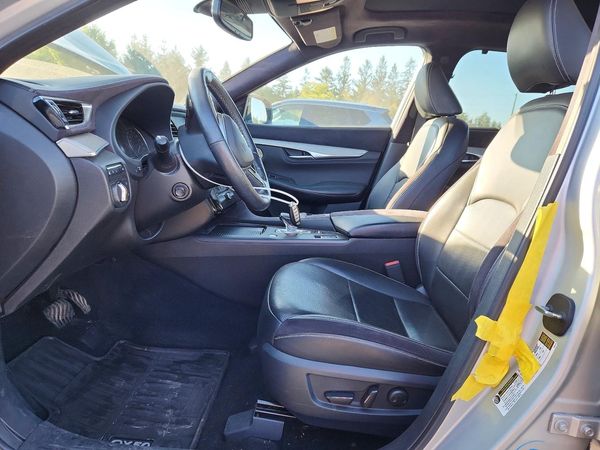 2019 INFINITI QX50 — DENT