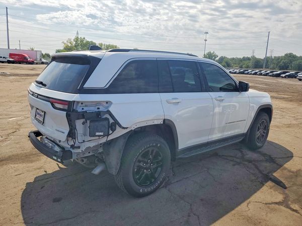 2022 JEEP GRAND CHEROKEE