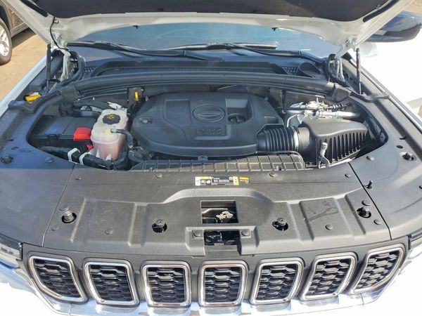 2022 JEEP GRAND CHEROKEE