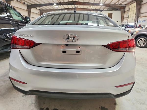 2020 HYUNDAI ACCENT SE and SEL