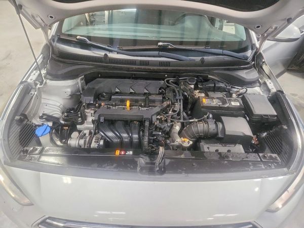 2020 HYUNDAI ACCENT SE and SEL
