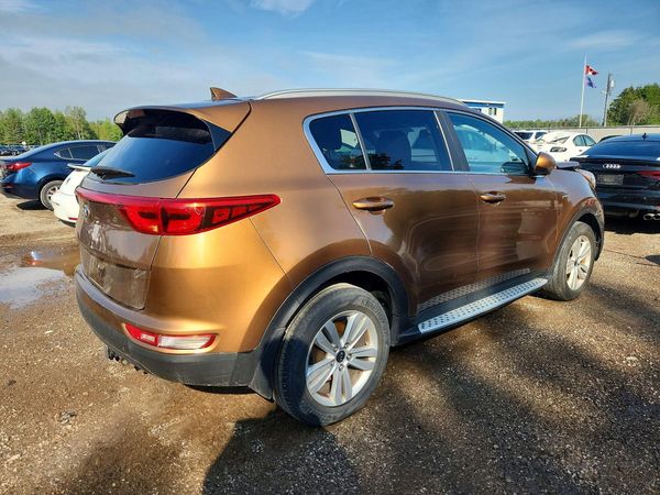 2017 KIA SPORTAGE LX