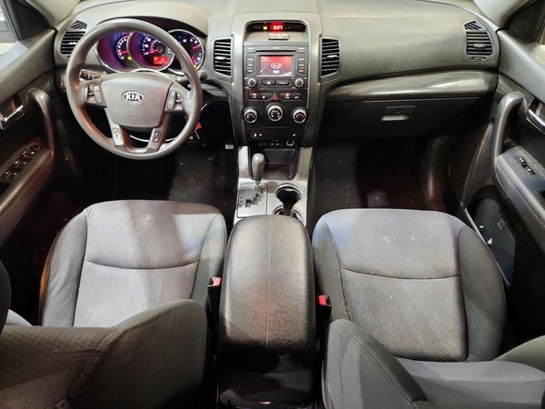 2013 KIA SORENTO Base / LX