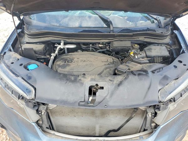 2021 HONDA PILOT SE — Engine bay