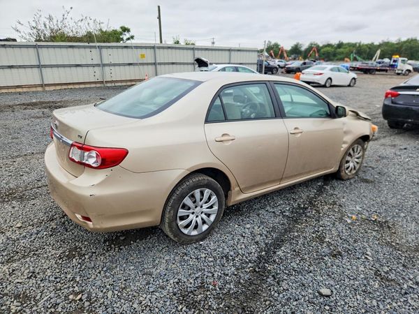 2012 TOYOTA COROLLA