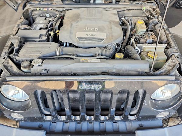 2014 JEEP WRANGLER Sahara