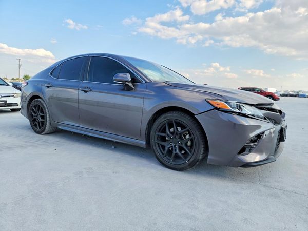 2020 TOYOTA CAMRY