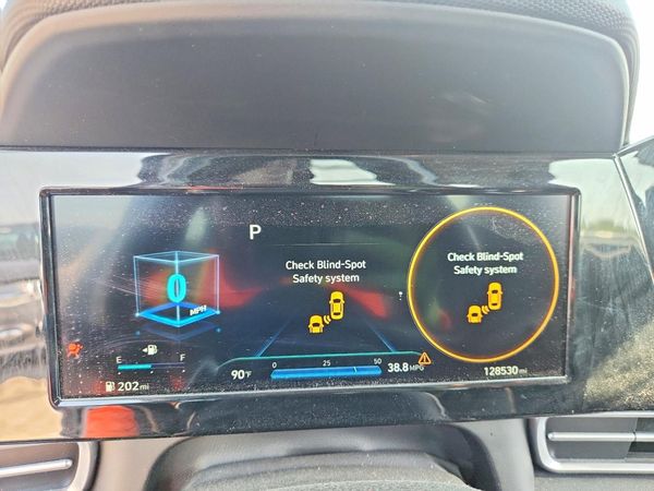2021 HYUNDAI ELANTRA SEL w/ Convenience Pkg