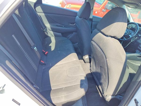 2021 HYUNDAI ELANTRA SEL w/ Convenience Pkg