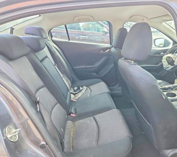 2014 MAZDA 3