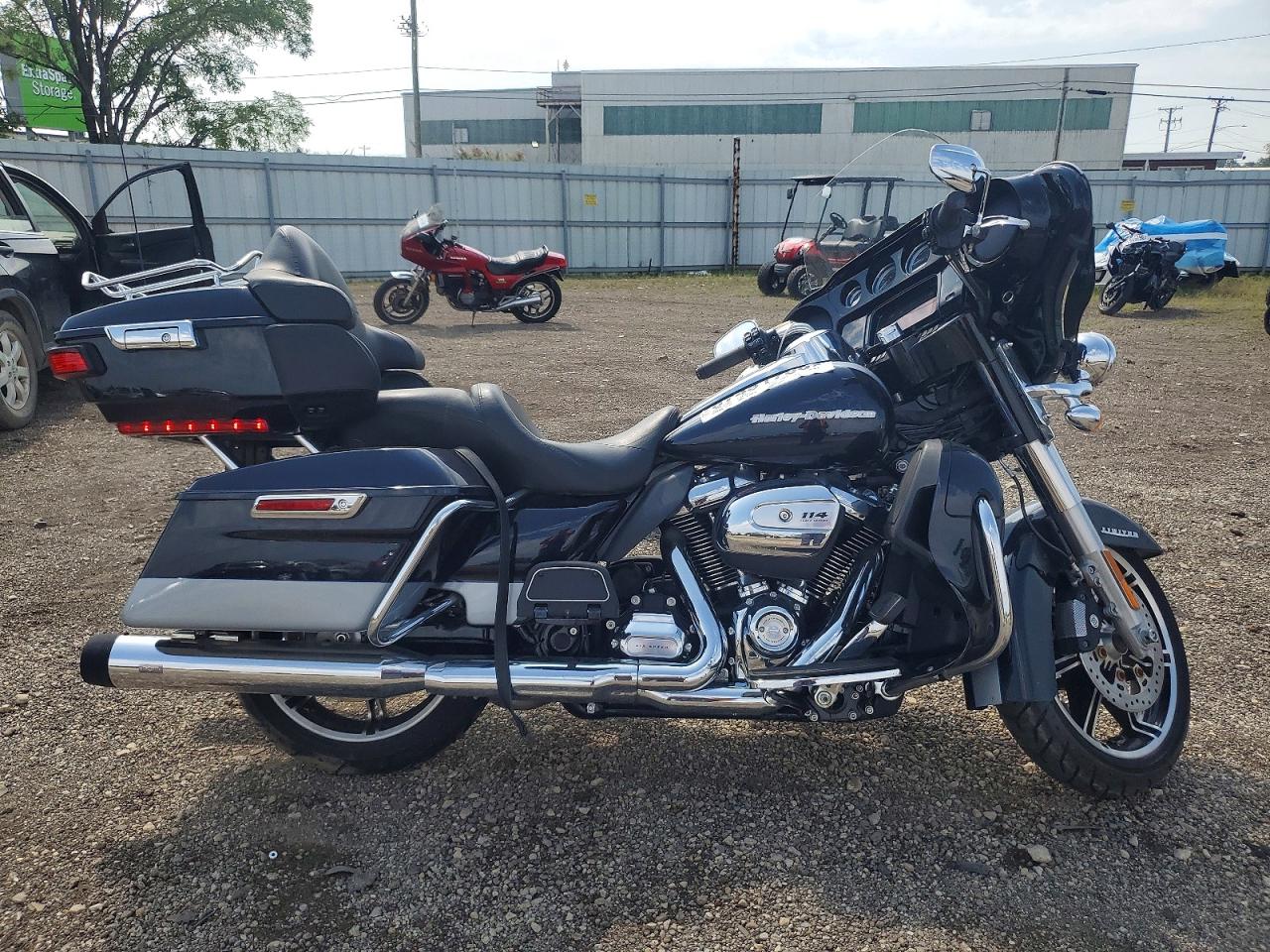 Harley-Davidson FLHTK