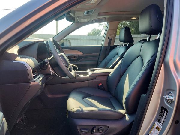 2026 TOYOTA GRAND HIGHLANDER
