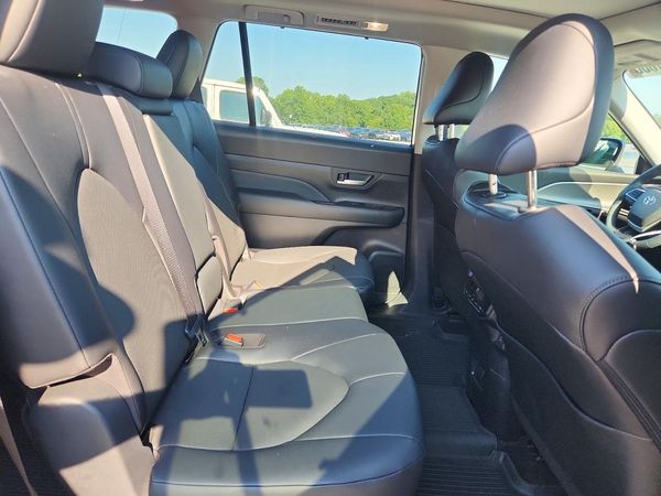 2026 TOYOTA GRAND HIGHLANDER