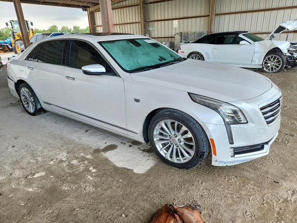 2017 CADILLAC CT6