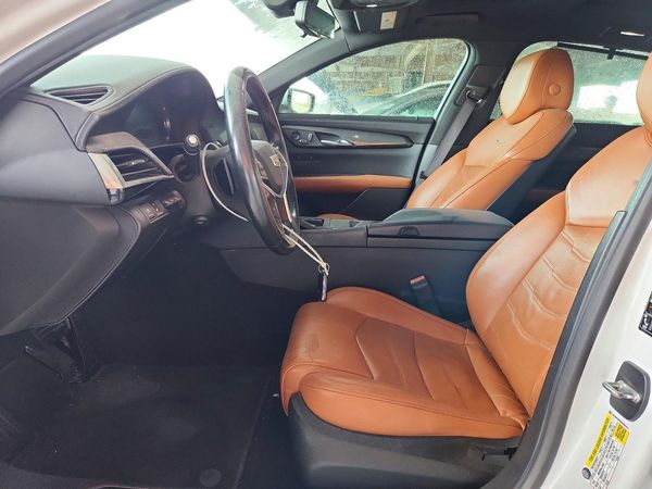 2017 CADILLAC CT6