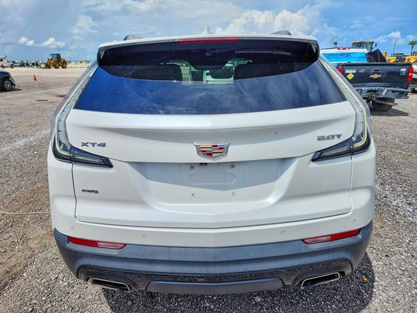 2019 CADILLAC XT4
