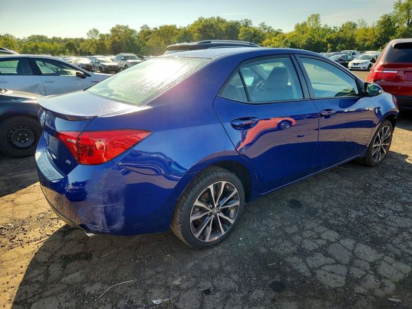 2017 TOYOTA COROLLA