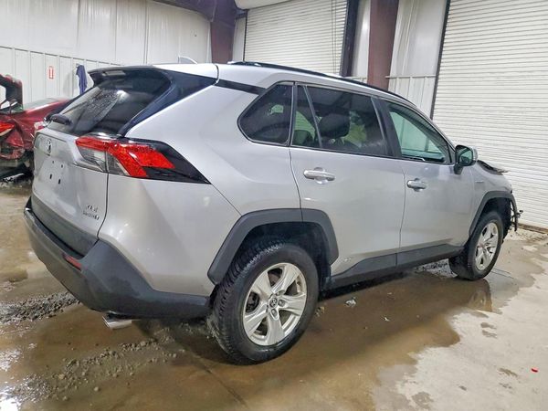 2021 TOYOTA RAV4 XLE HV