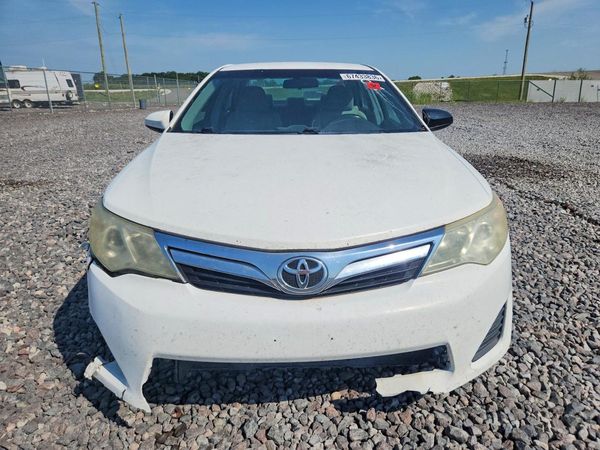 2012 TOYOTA CAMRY
