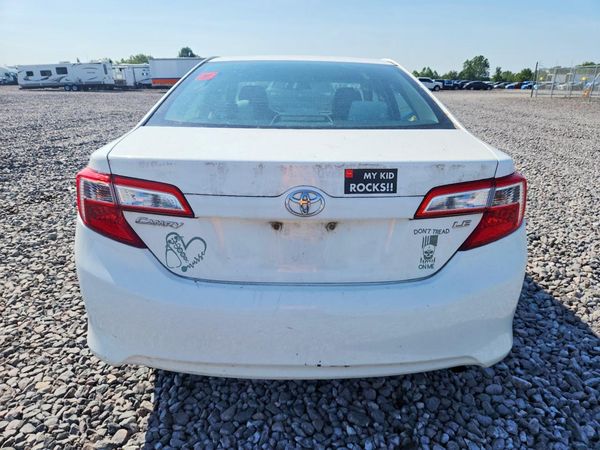 2012 TOYOTA CAMRY