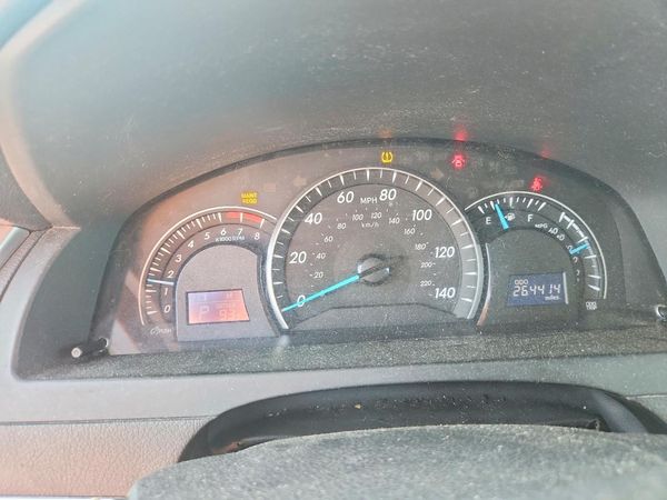 2012 TOYOTA CAMRY