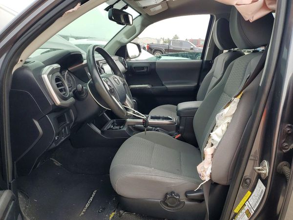 2017 TOYOTA TACOMA
