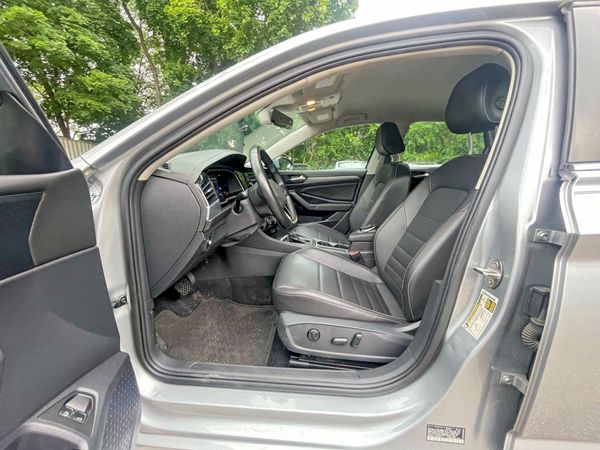 2022 VOLKSWAGEN JETTA SE