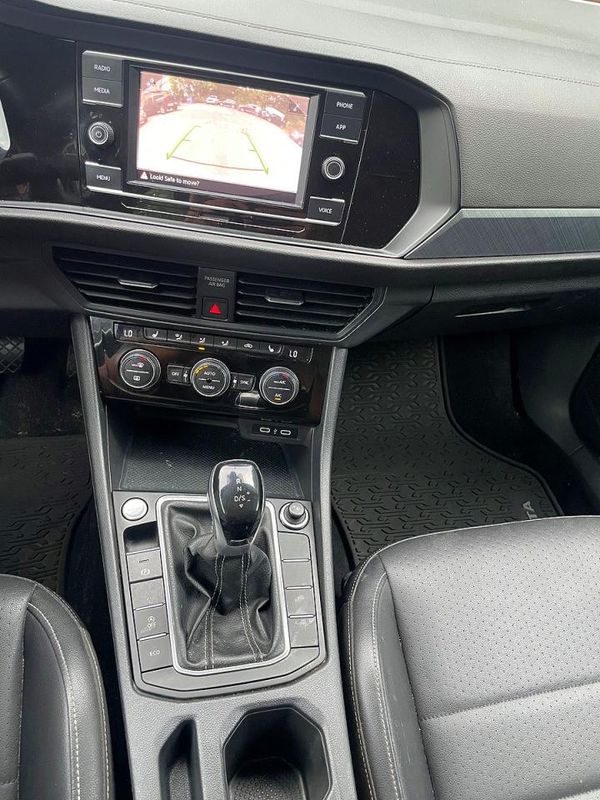 2022 VOLKSWAGEN JETTA SE