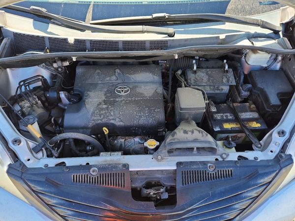 2014 TOYOTA SIENNA