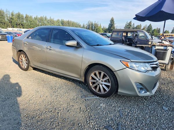 2013 TOYOTA CAMRY