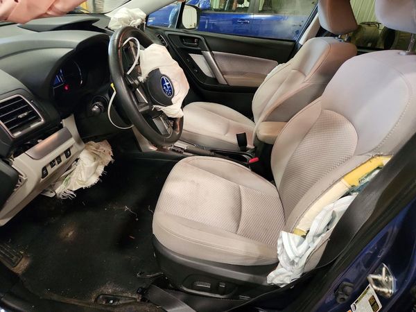 2018 SUBARU FORESTER Premium+ES