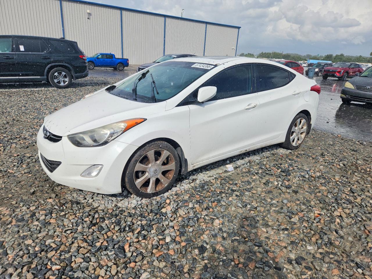 2013 HYUNDAI ELANTRA