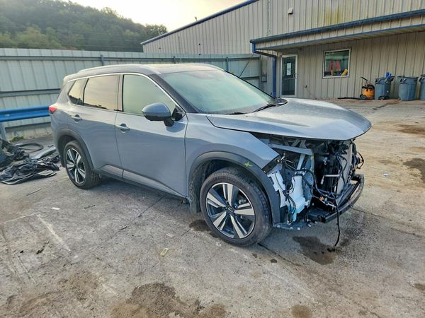 2024 NISSAN ROGUE SL