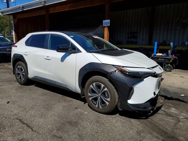 2025 TOYOTA BZ4X