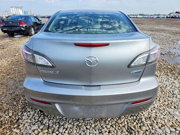 2013 MAZDA 3