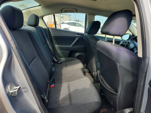 2013 MAZDA 3