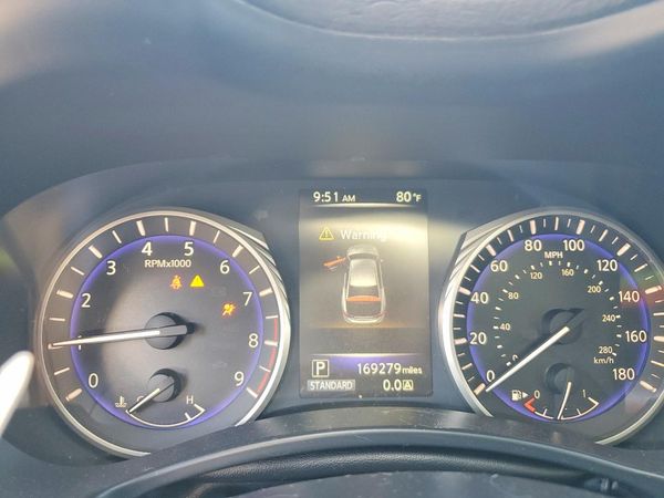 2014 INFINITI Q50