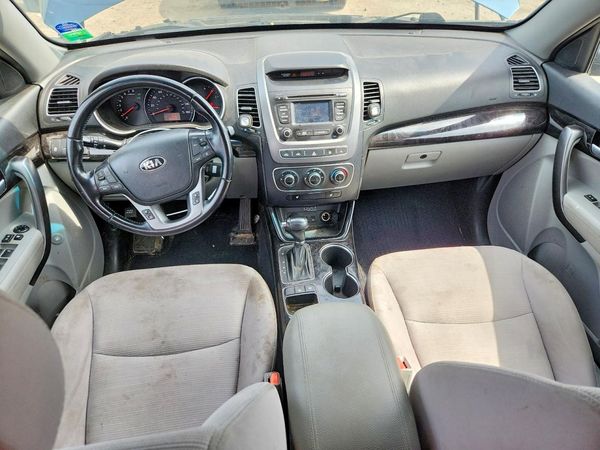 2014 KIA SORENTO Base/ LX