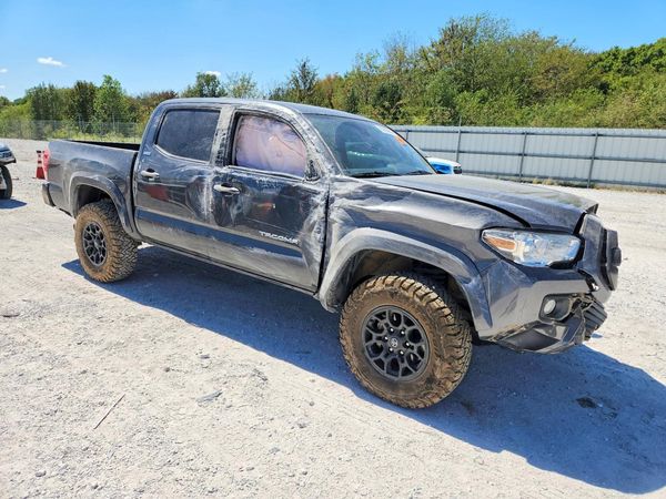 2022 TOYOTA TACOMA SR5